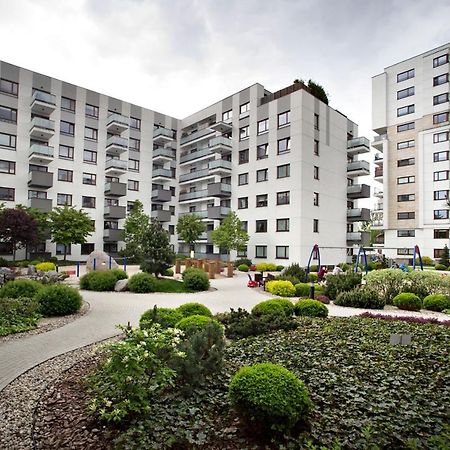 Airport Okecie Klobucka P&O Serviced Apartments Варшава Екстериор снимка