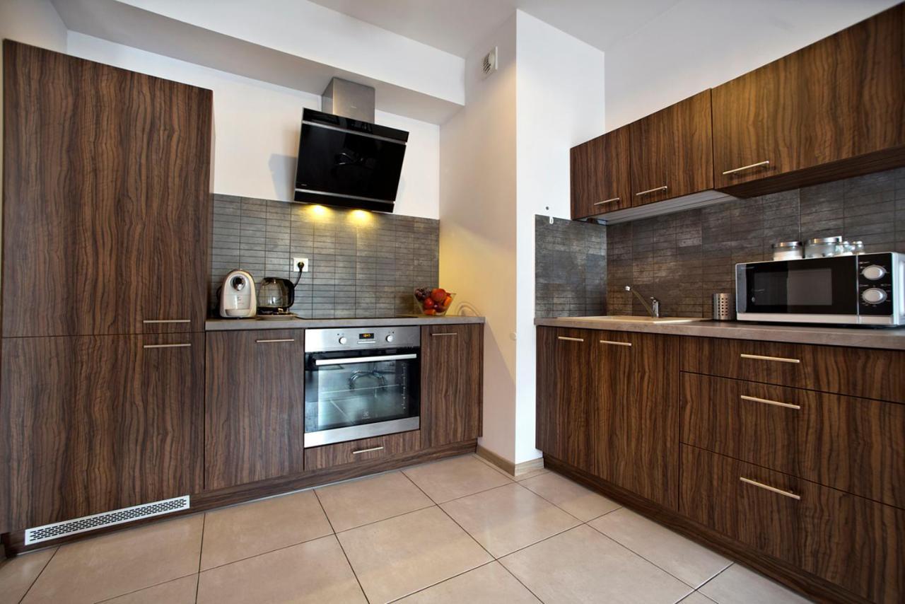 Airport Okecie Klobucka P&O Serviced Apartments Варшава Екстериор снимка